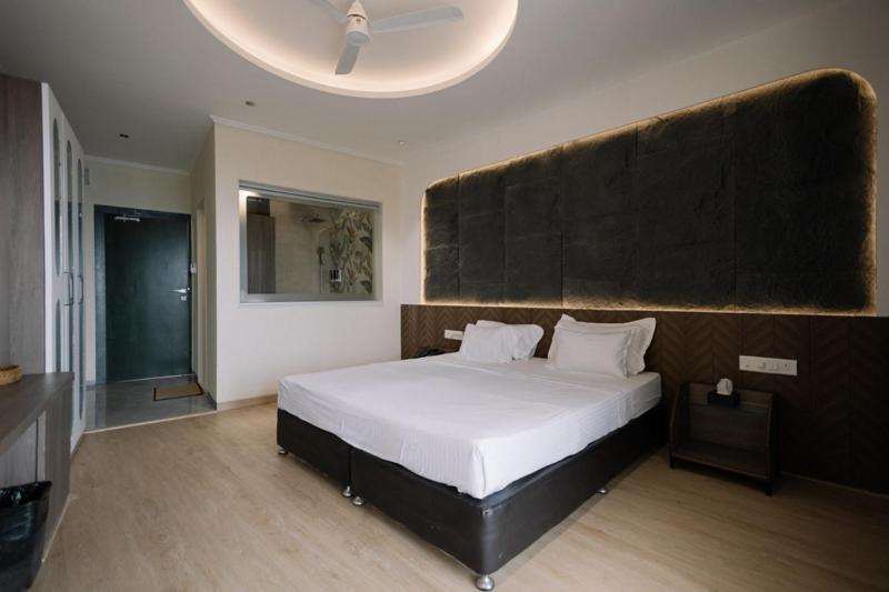 Wildernest Hilltop Resort Mangvadi エクステリア 写真